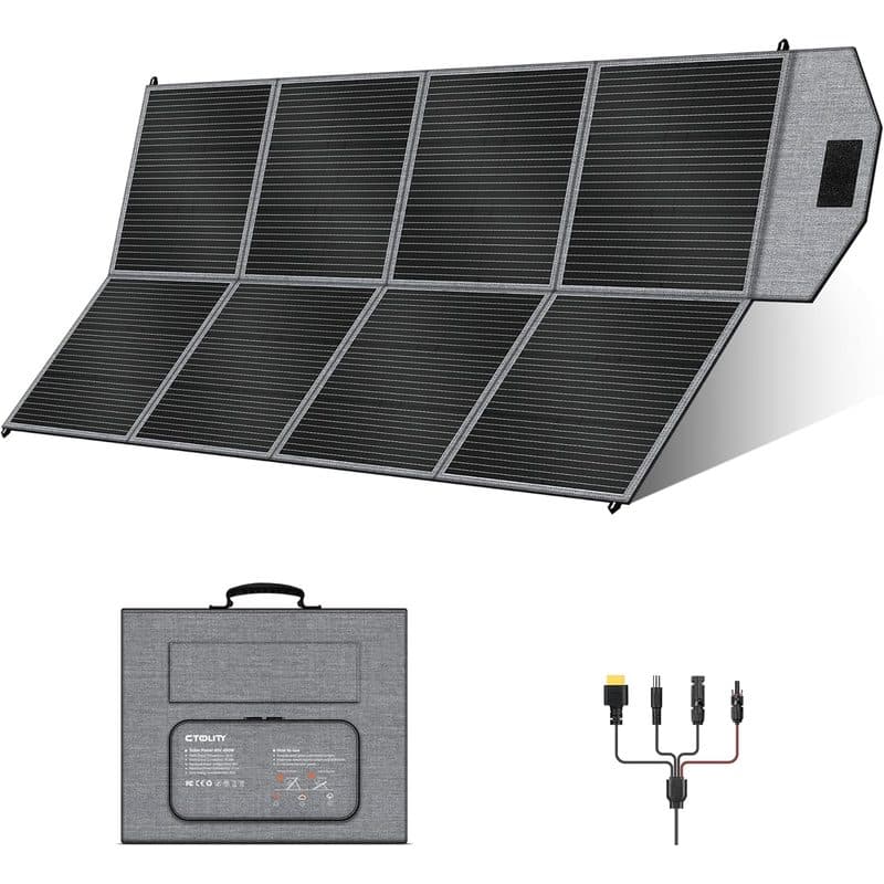 Panel solar plegable CTOLITY de 400W desplegado con sus ocho paneles y maletín de transporte